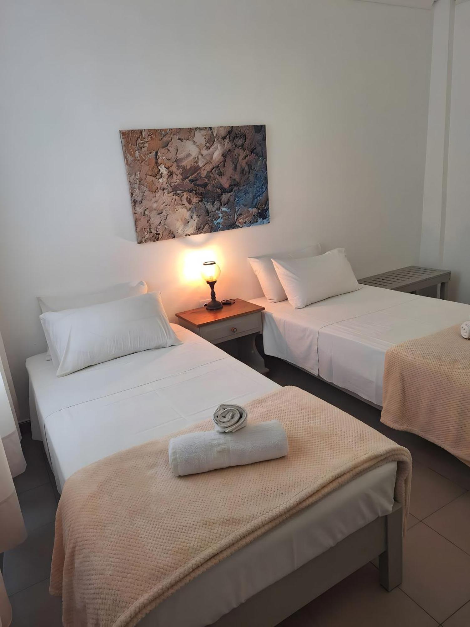 Anchor Yalos - Twin Bed 1
